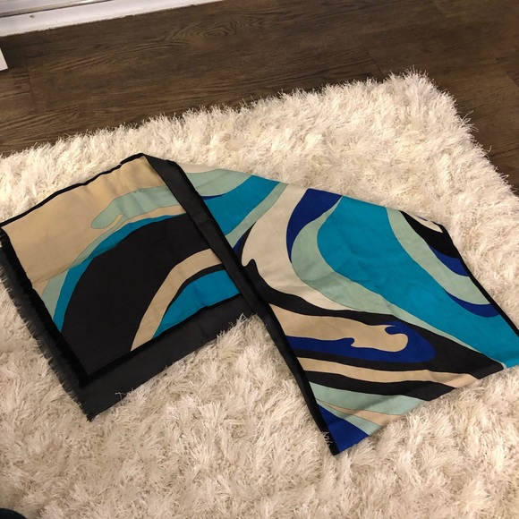 Emilio Pucci Accessories - Emilio Pucci Firenze Gorgeous Handmade Scarf